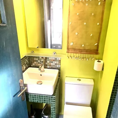 αgora Center Building - 16 아파트